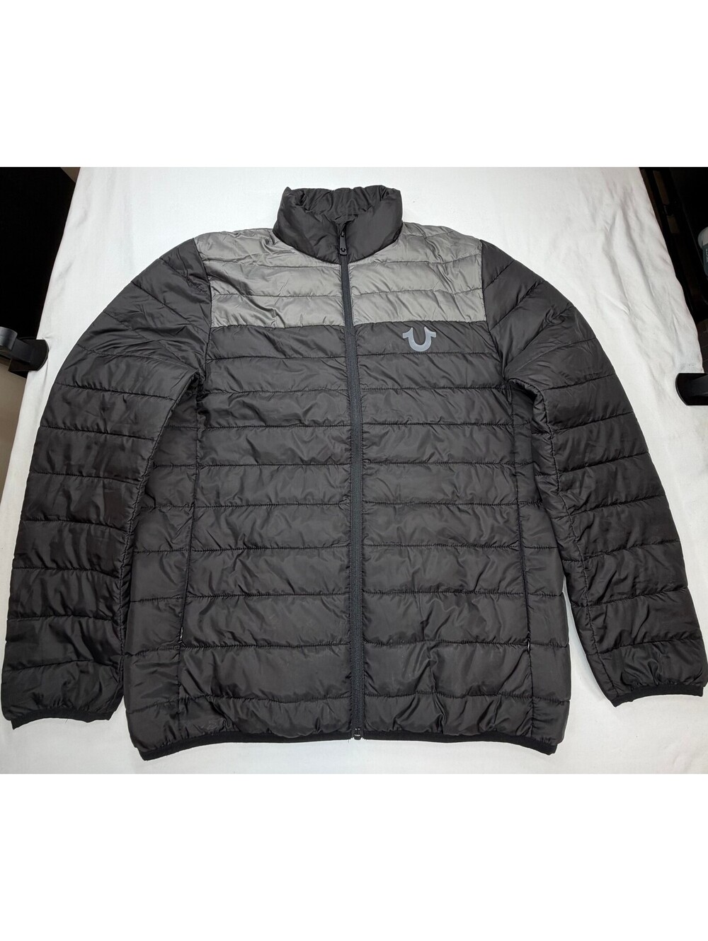 True Religion Men's Puffer Jacket Full Zip Logo Size Small Black